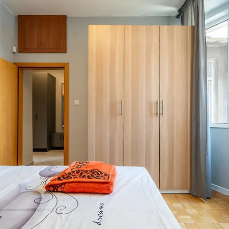 Downtown Eymi Apartment *
